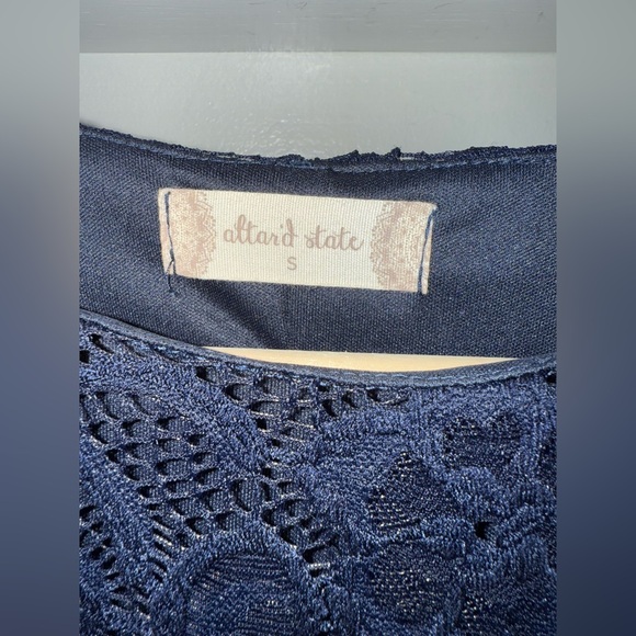 Altar’d State Navy Lace Sleeveless Dress Size Small - Picture 2 of 6